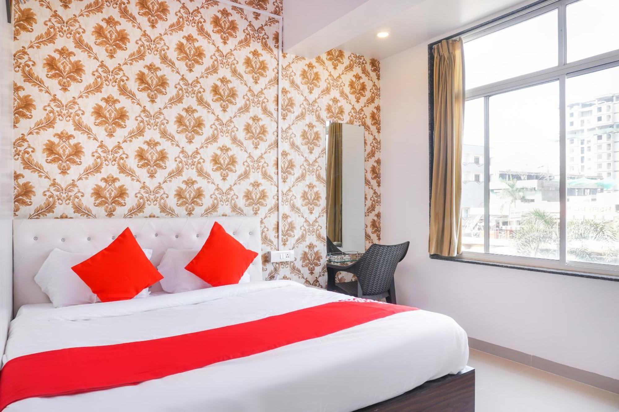 Hotel O Nitya Executive Phursungi Eksteriør billede